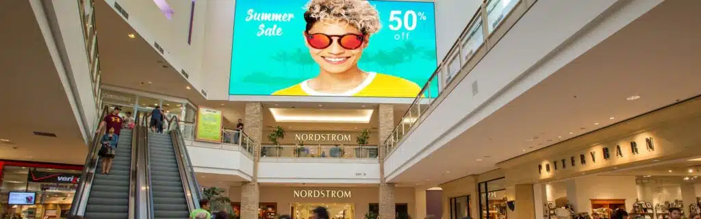 Big-LED-screens-for-shopping-mall-plaza